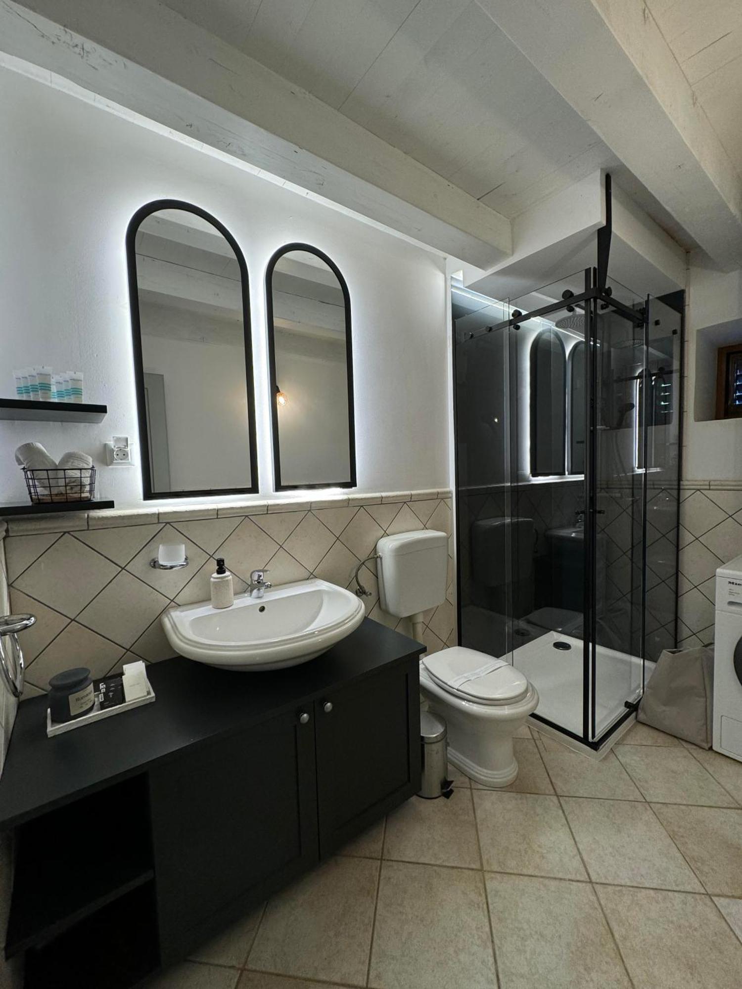 Podgora Experience Suite With Jacuzzi Nerezine Exterior photo