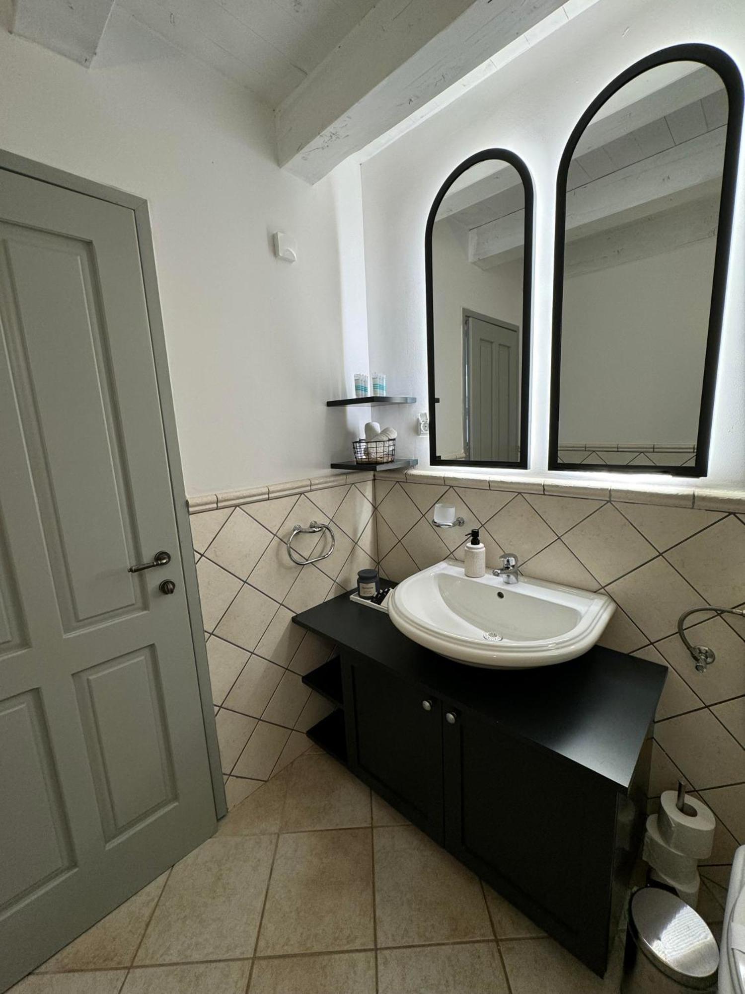 Podgora Experience Suite With Jacuzzi Nerezine Exterior photo